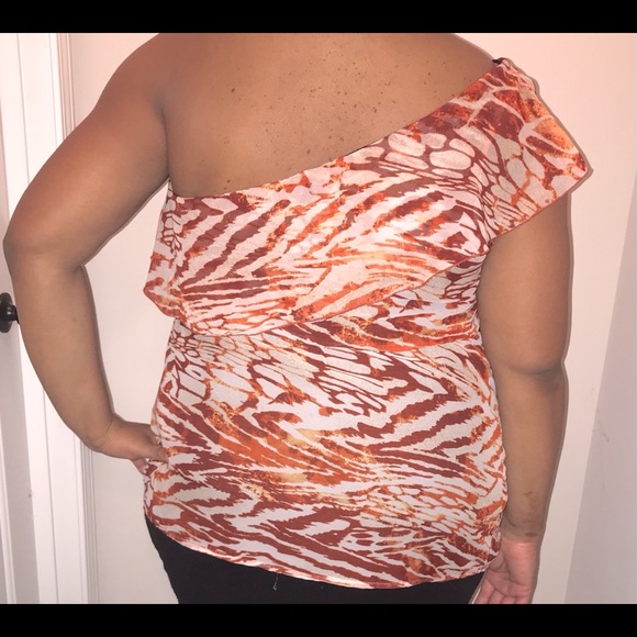 One Shoulder Animal Print Ruffle Blouse - Picture 4 of 4